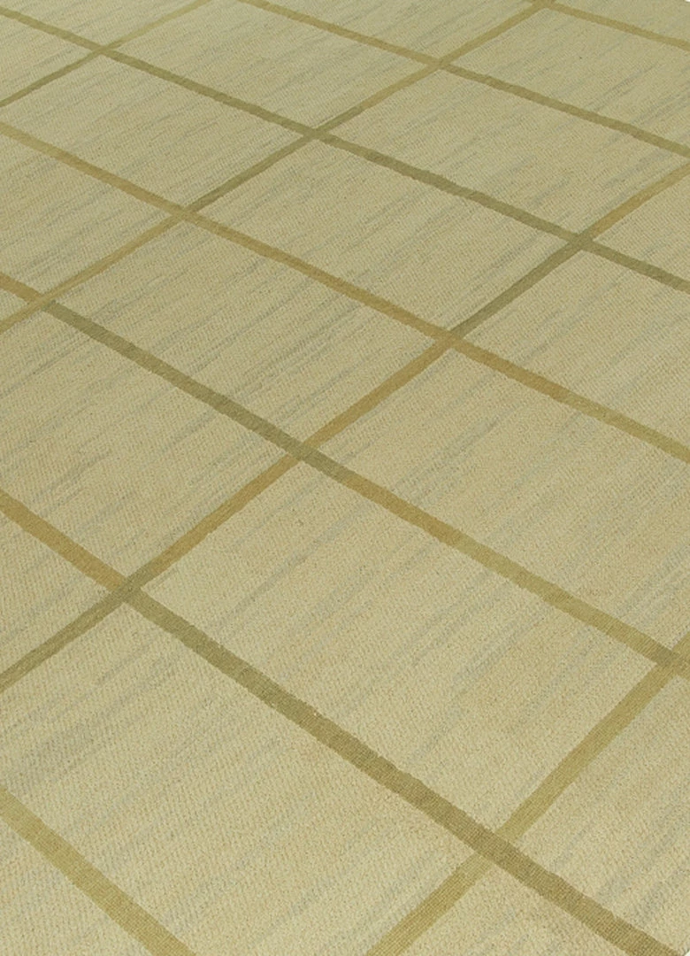 Asmara Inc. Pampas F Needlepoint Rug